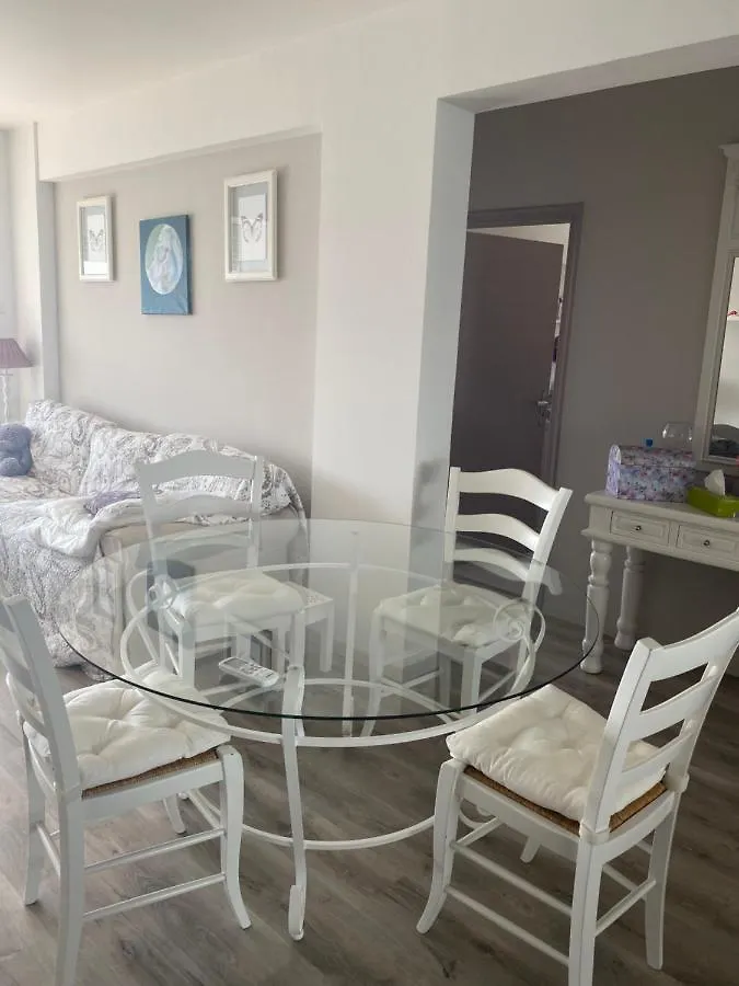 Sea view Apartment Larnaca